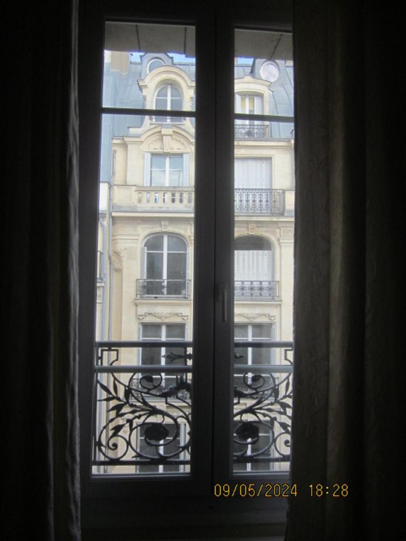 Bed And Breakfast Paris Centre Ruang foto
